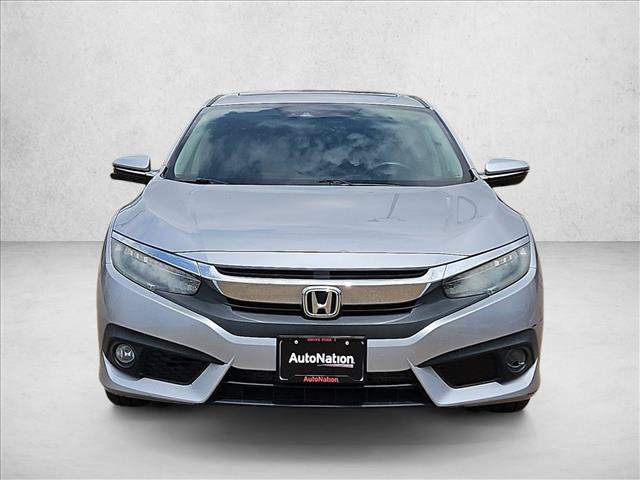 Used 2018 Honda Civic Touring image 2
