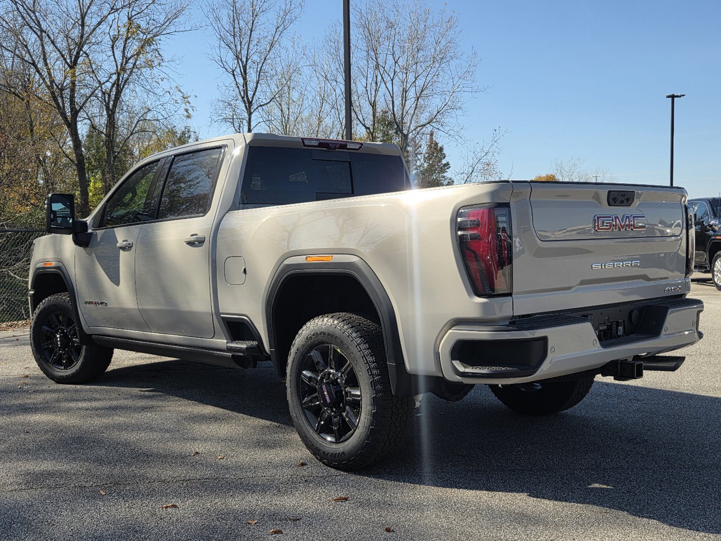 New 2026 GMC Sierra 2500 AT4 w/ AT4 Premium Plus Package AWD/4WD image 17