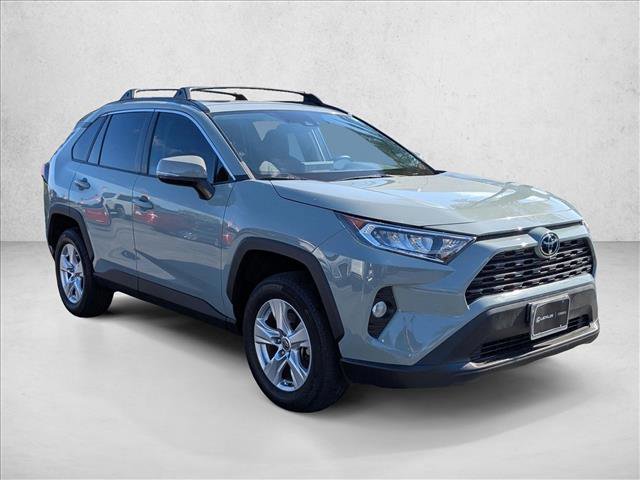 Used 2021 Toyota RAV4 XLE w/ Convenience Package image 3