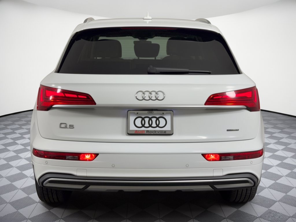 Certified 2024 Audi Q5 2.0T Premium w/ Convenience Package AWD/4WD image 11
