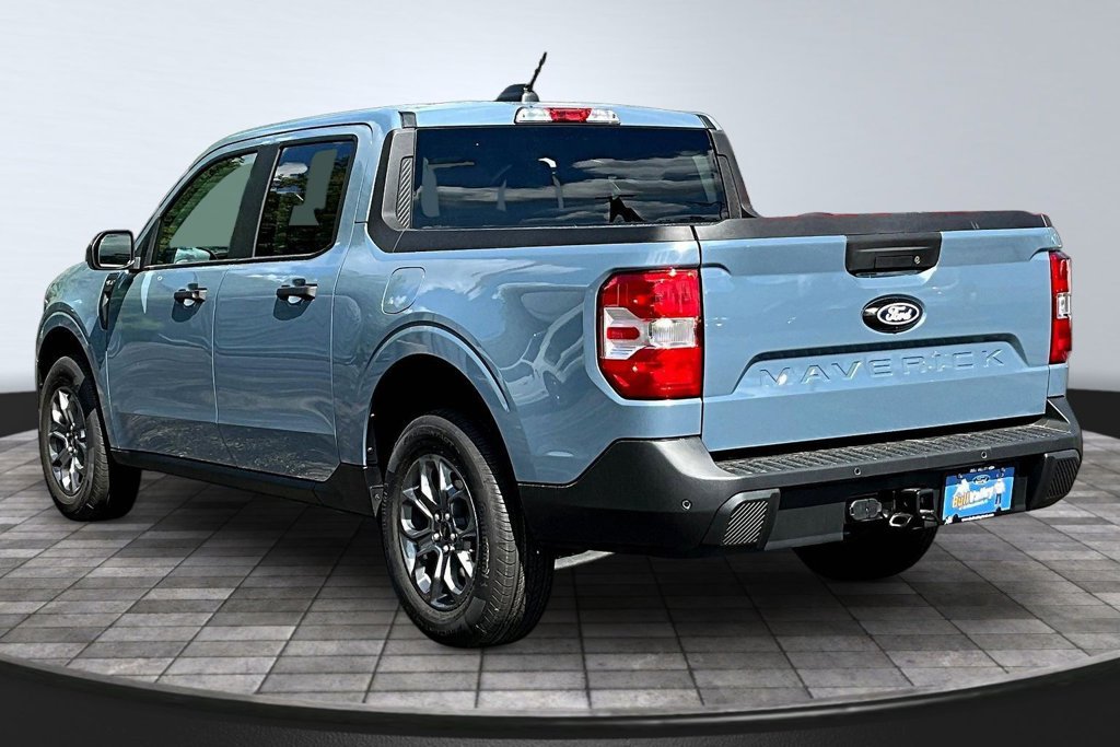 New 2026 Ford Maverick XLT w/ Equipment Group 301A AWD/4WD image 3