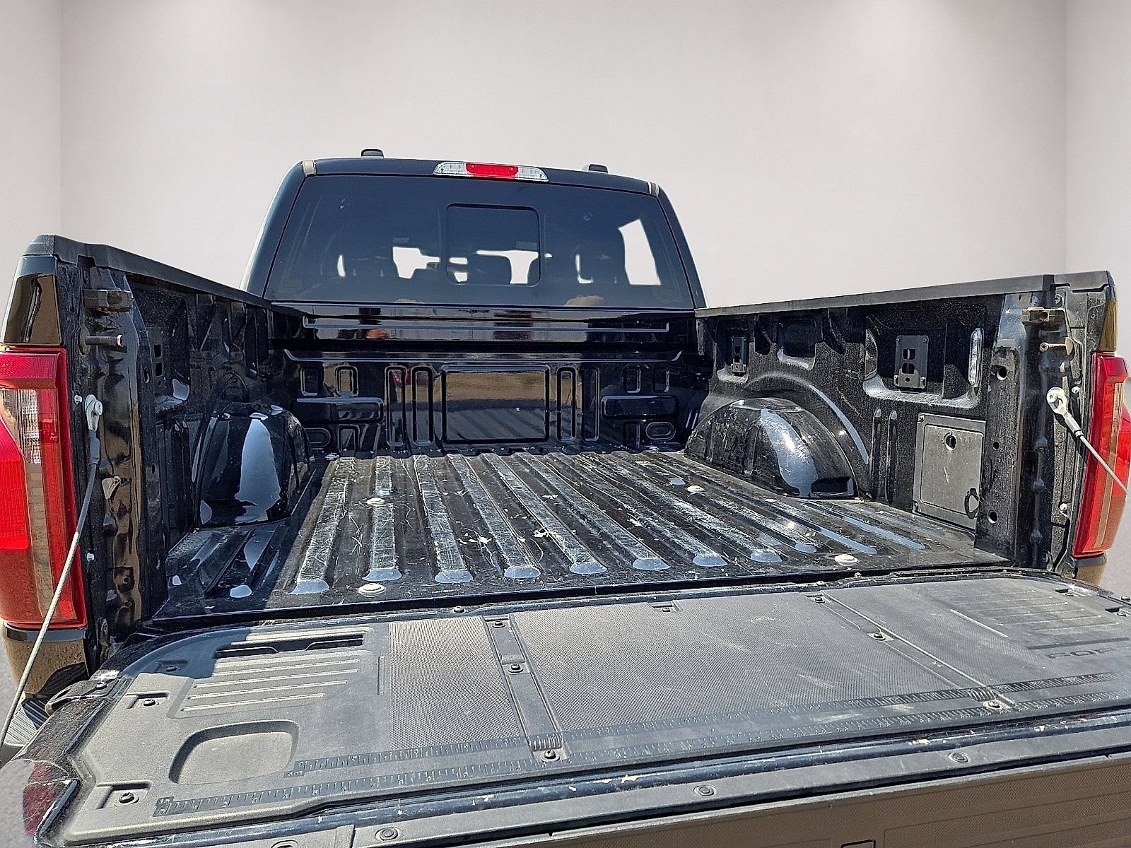 Used 2025 Ford F150 Tremor w/ Bed Utility Package AWD/4WD image 13