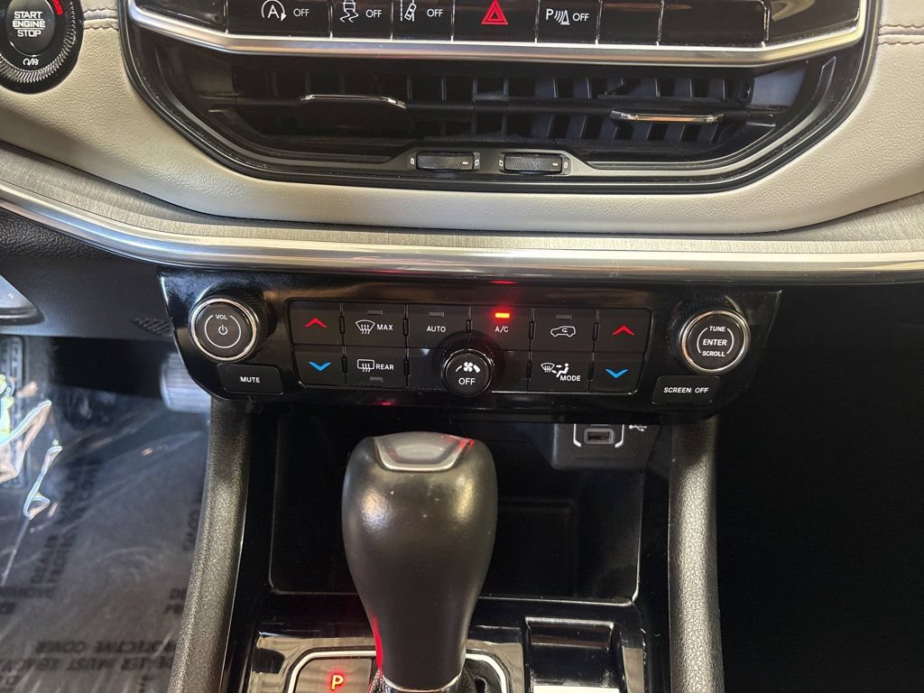 Certified 2023 Jeep Compass Limited AWD/4WD image 23