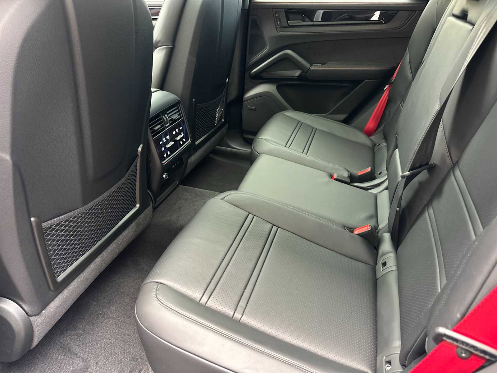 New 2026 Porsche Cayenne GTS image 14