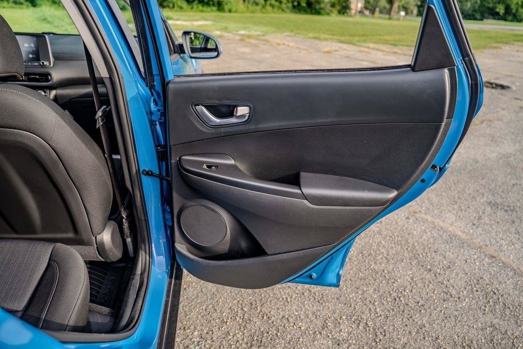 Used 2022 Hyundai Kona SEL w/ Convenience Package FWD image 22