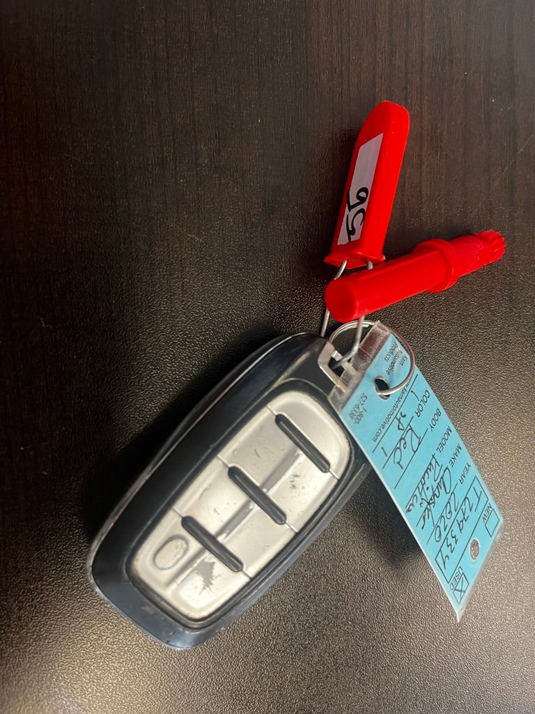 Used 2020 Chrysler Pacifica Touring-L image 13