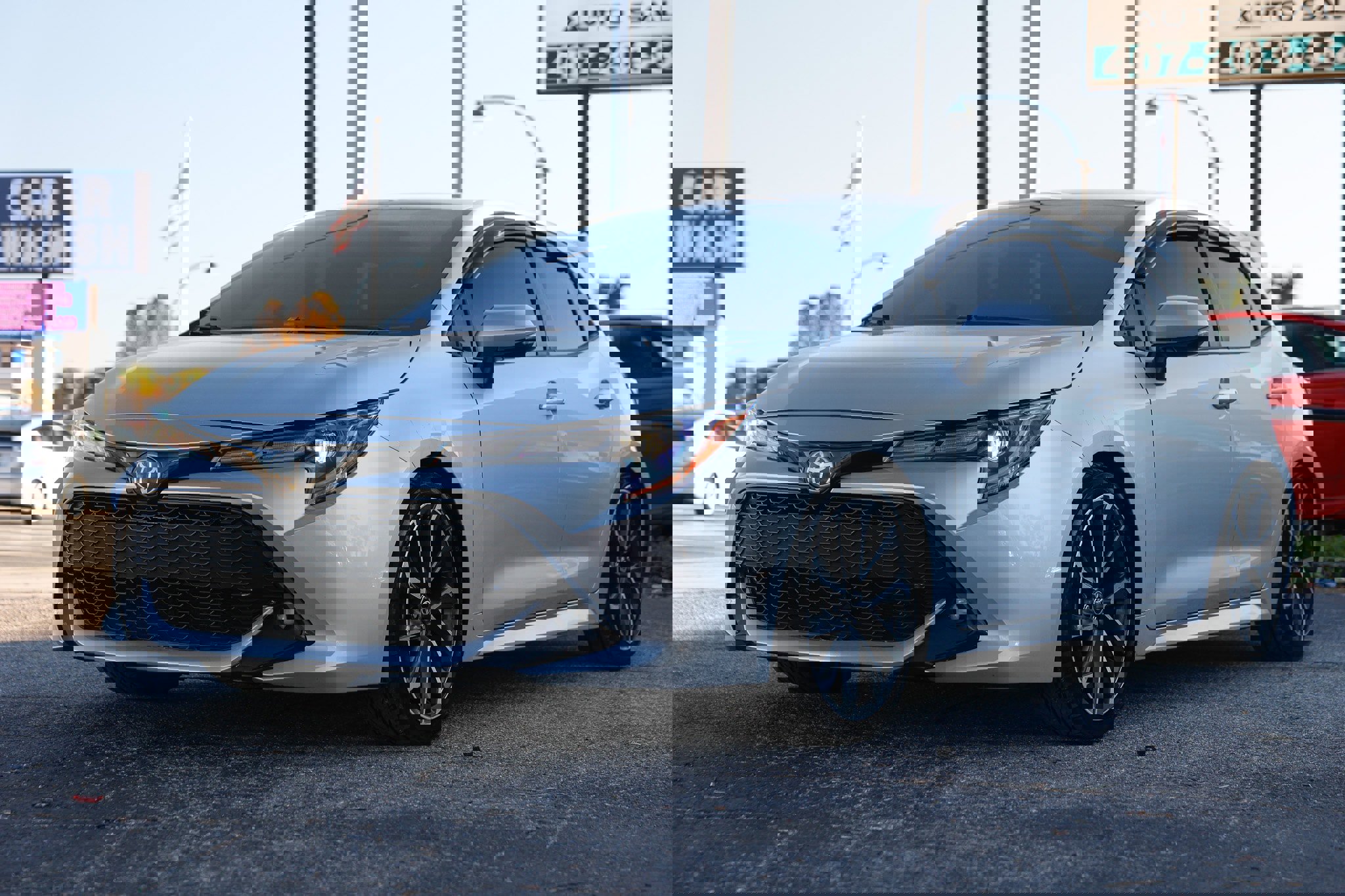 Used 2019 Toyota Corolla SE image 4