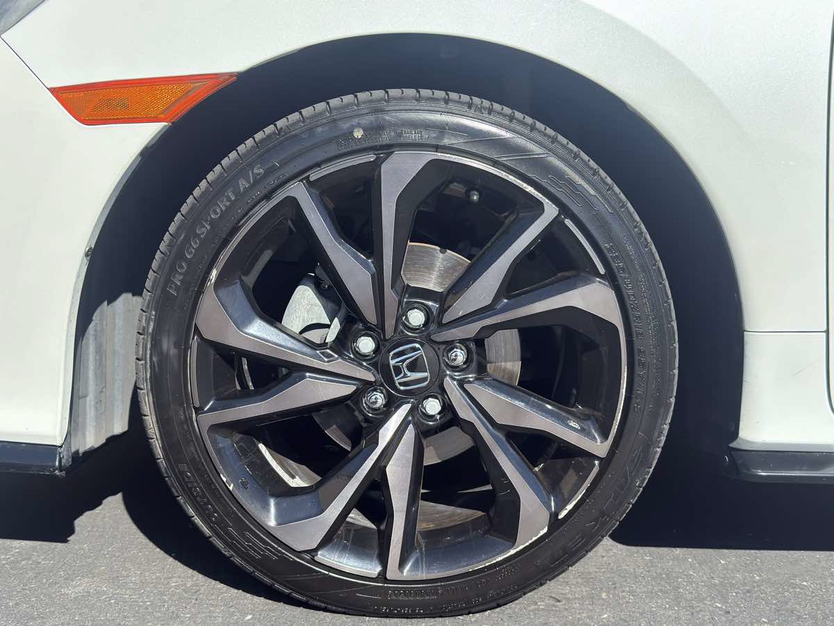 Used 2019 Honda Civic Sport image 9