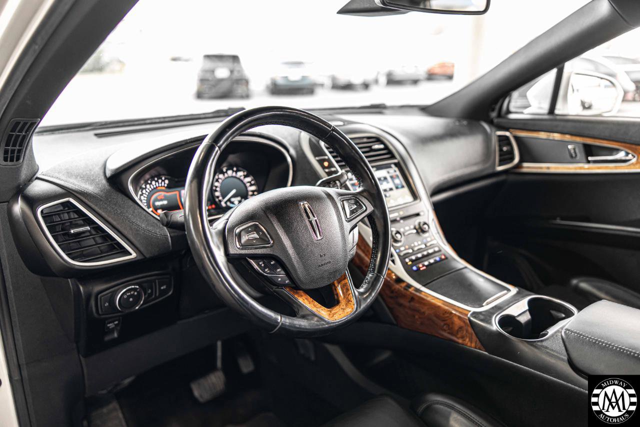 Used 2016 Lincoln MKX Reserve image 9