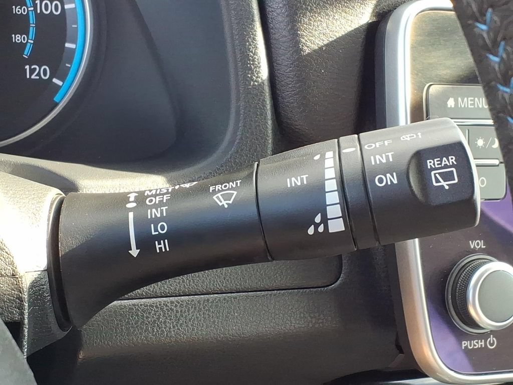 Certified 2025 Nissan Leaf SV Plus FWD image 29