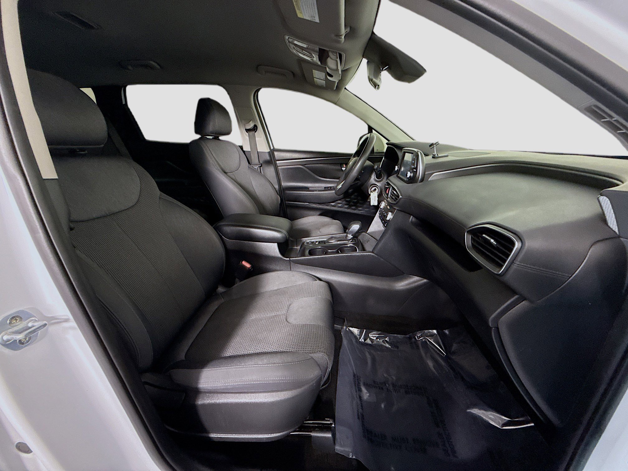 Used 2019 Hyundai Santa Fe SE image 28