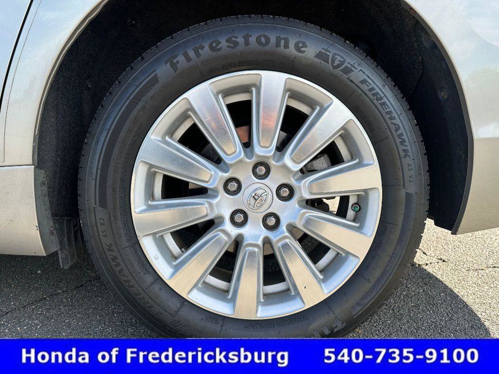 Used 2017 Toyota Sienna XLE Premium image 13