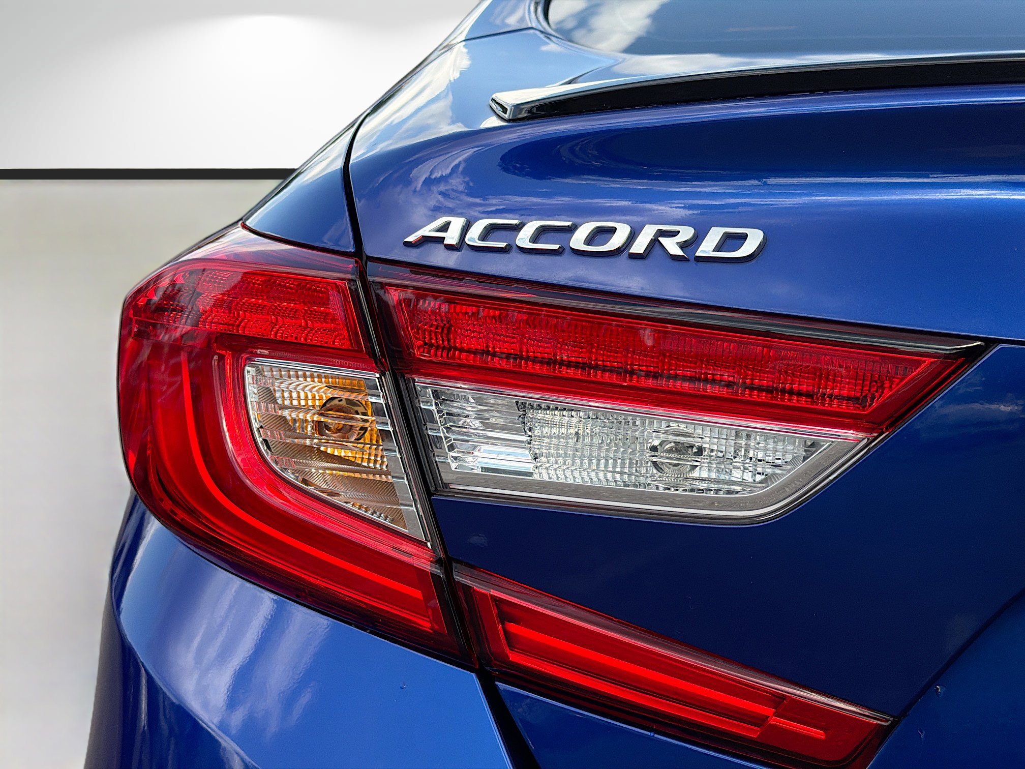 Used 2021 Honda Accord Sport image 10