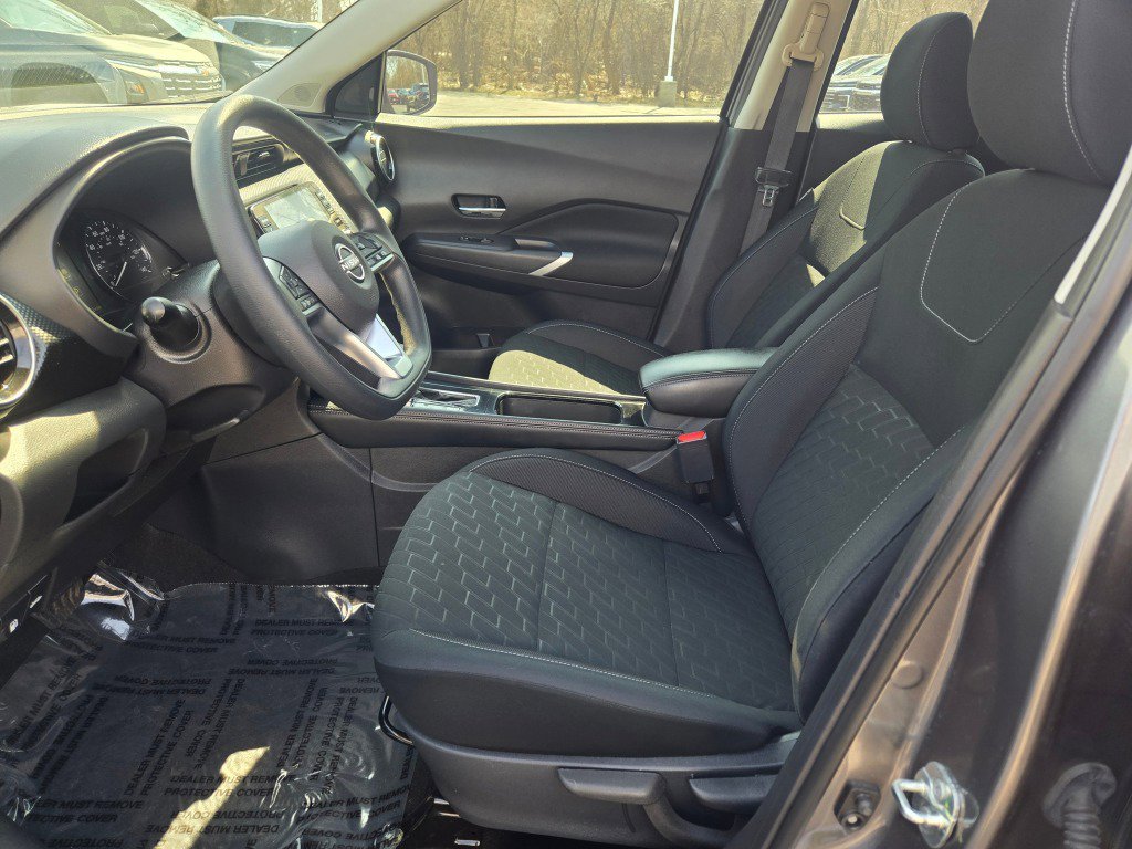 Used 2023 Nissan Kicks SV FWD image 21