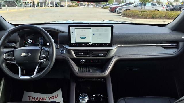Used 2025 Ford Explorer Platinum w/ LUX Leather Package image 31