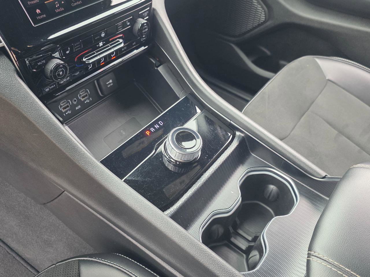 Used 2024 Jeep Grand Cherokee L Altitude image 9