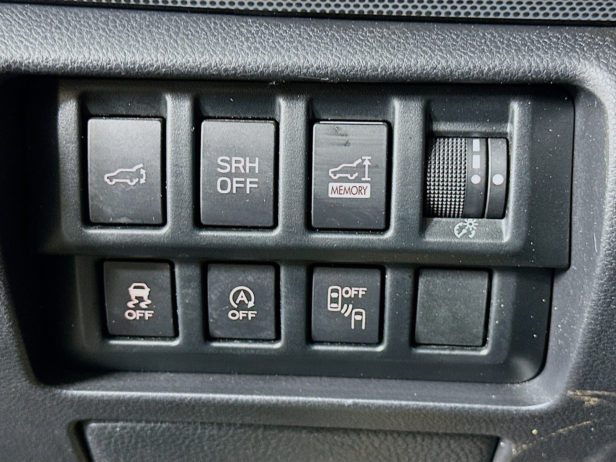 Used 2020 Subaru Forester Limited w/ Popular Package #3 AWD/4WD image 17