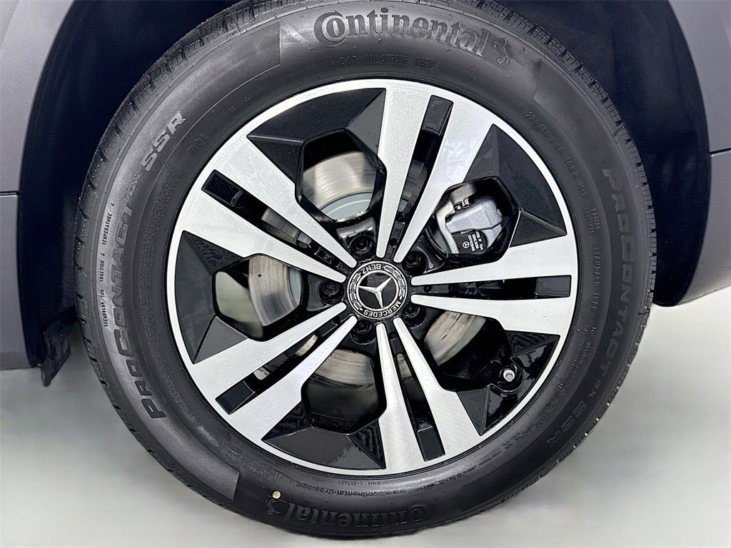 Used 2025 Mercedes-Benz GLB 250 4MATIC image 31