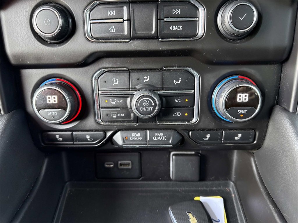 Used 2021 Chevrolet Tahoe Z71 w/ Z71 Signature Package image 20