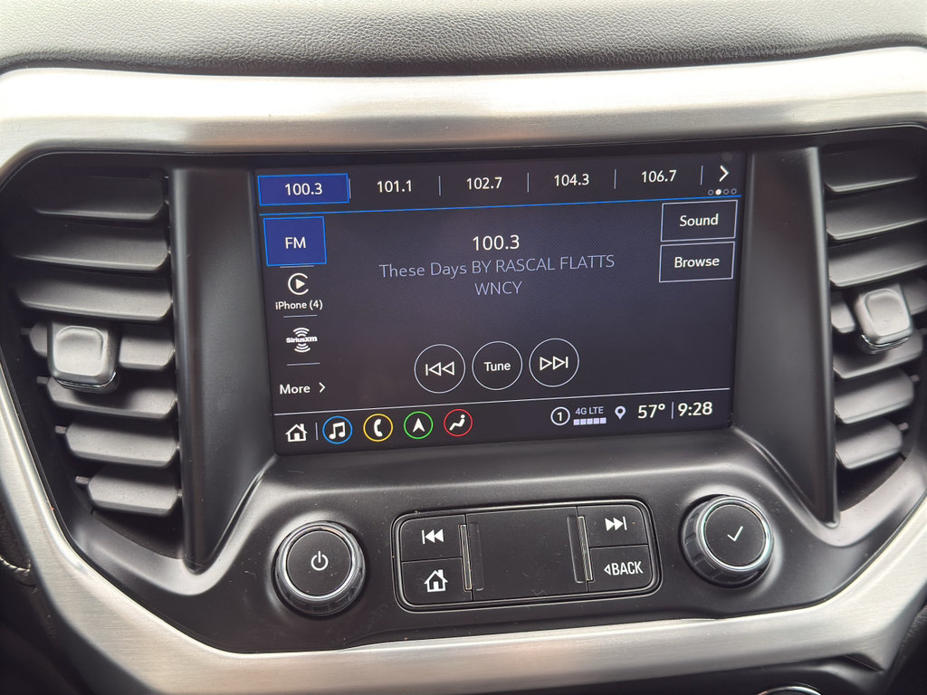Used 2023 GMC Acadia SLT w/ Preferred Package AWD/4WD image 18
