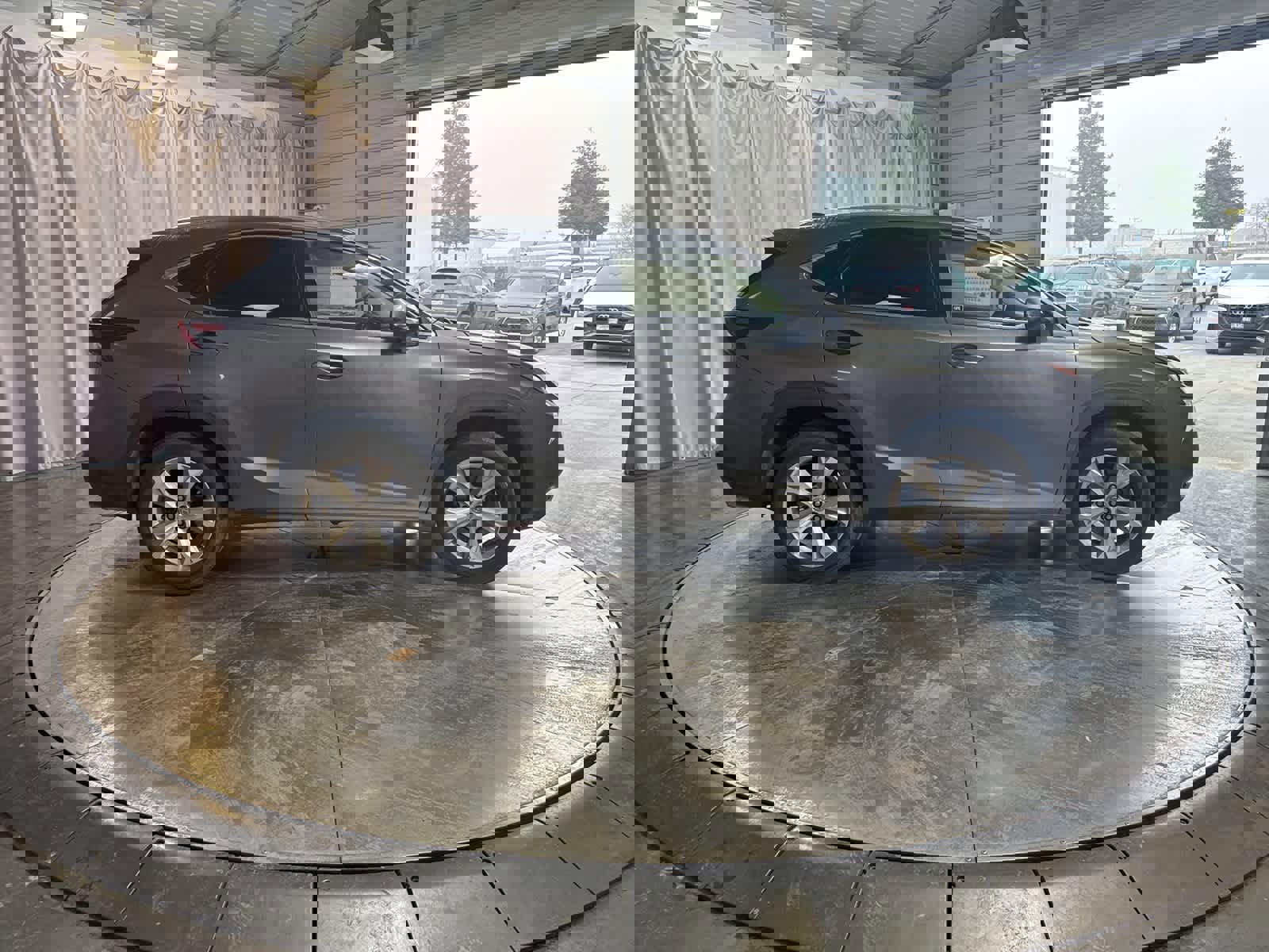 Used 2017 Lexus NX 200t FWD image 4