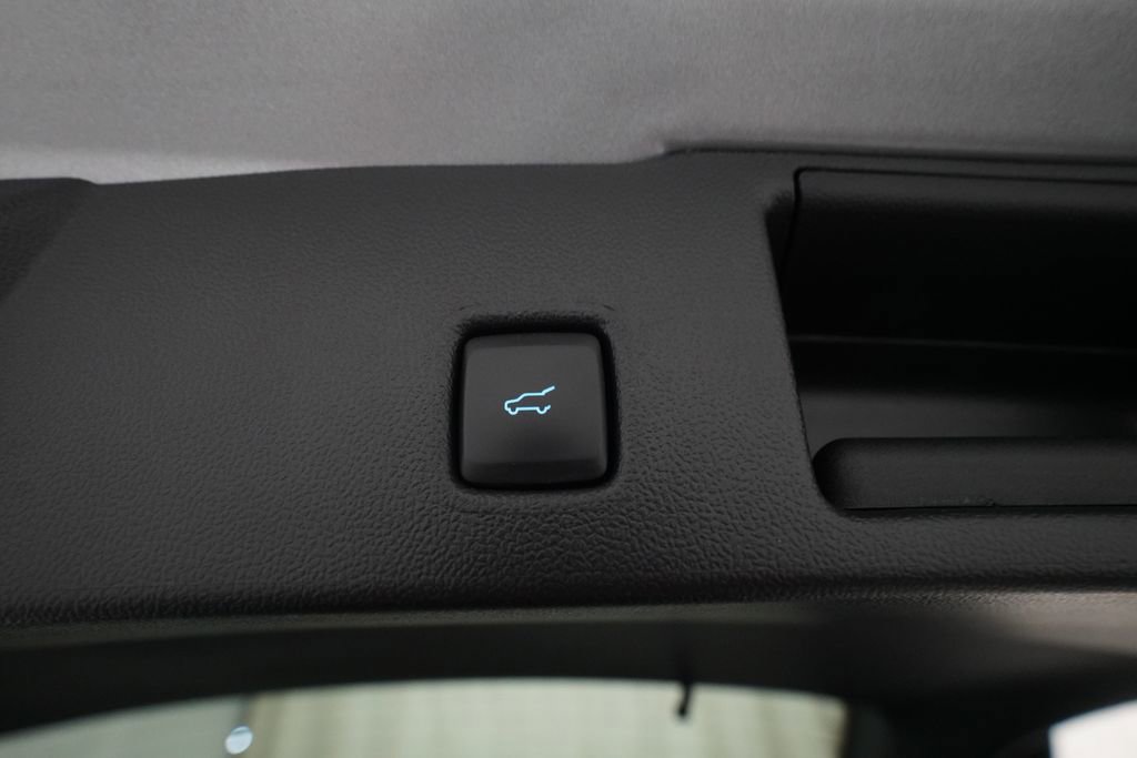 Used 2023 Ford Escape Active w/ Tech Pack #1 AWD/4WD image 15