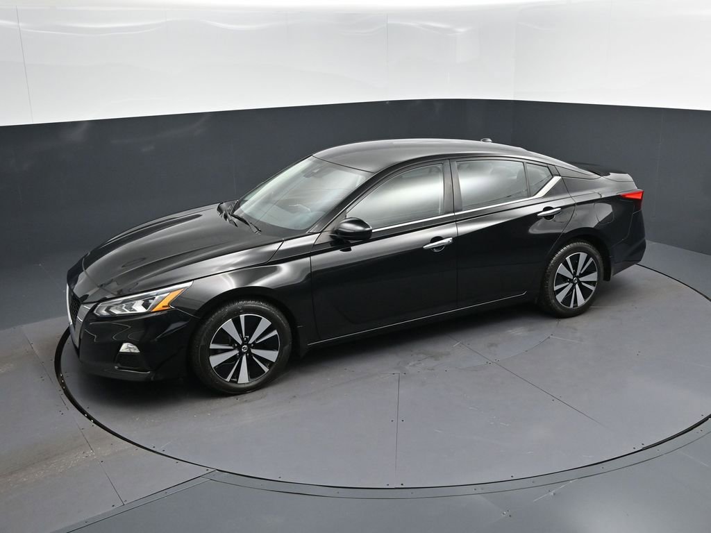 Used 2022 Nissan Altima 2.5 SV FWD image 32