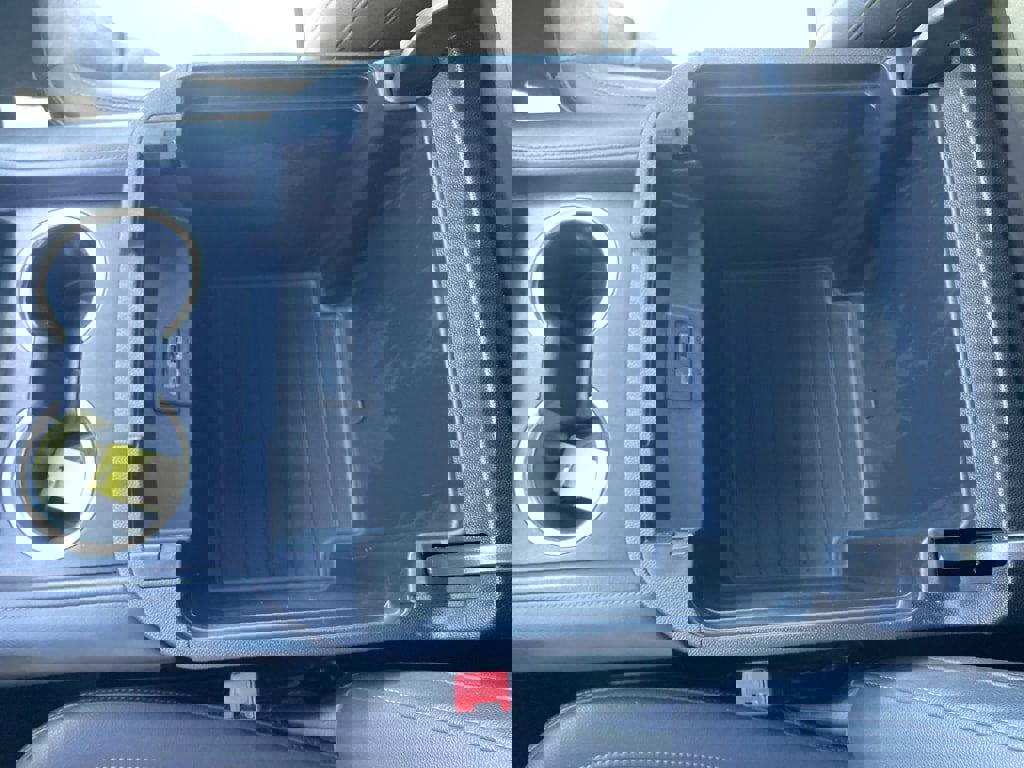 Used 2021 Chevrolet Tahoe LT image 36