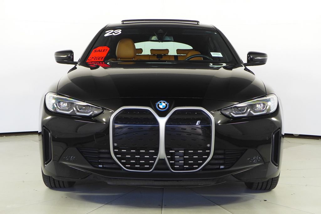 Used 2023 BMW i4 eDrive35 image 3