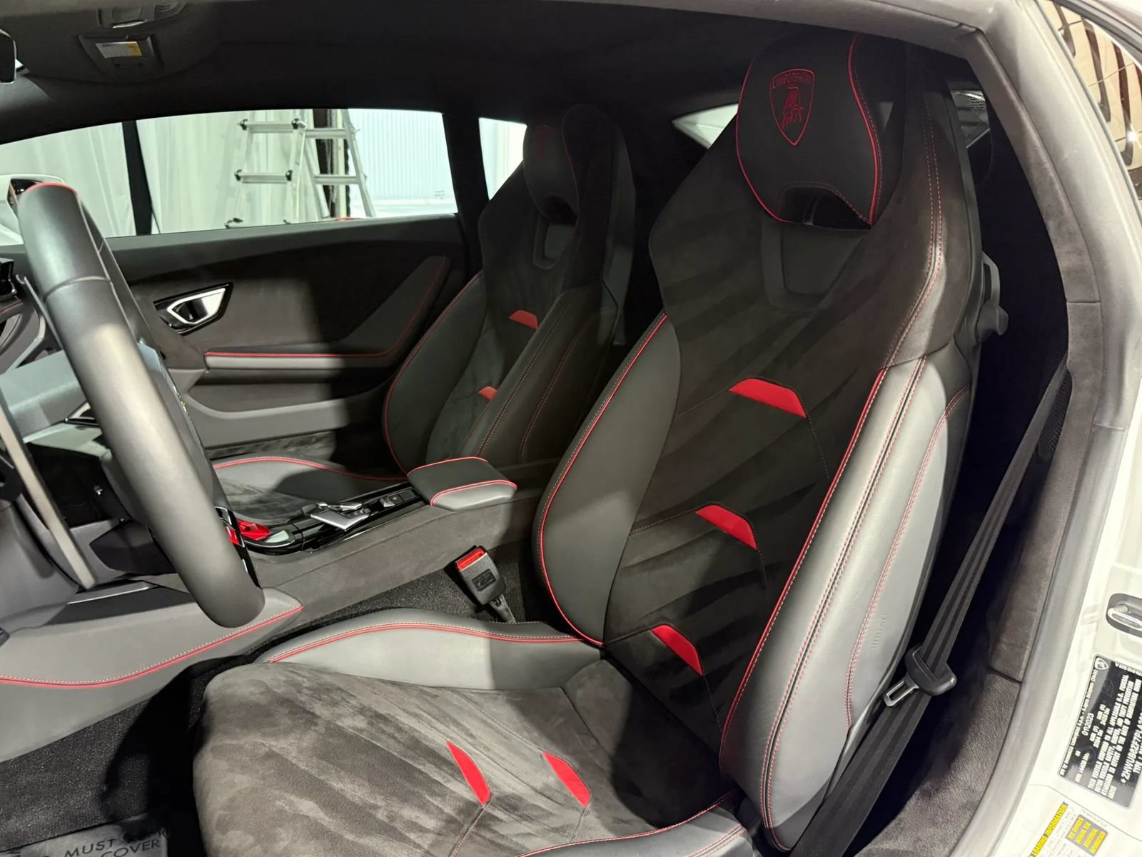 Used 2023 Lamborghini Huracan Tecnica RWD image 21