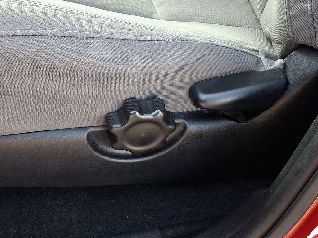 Used 2020 Toyota Tacoma SR image 25