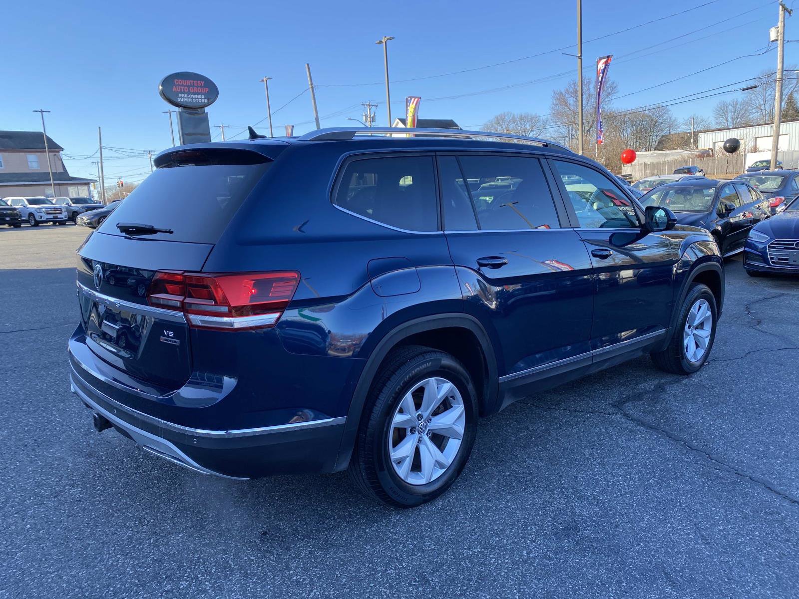 Used 2018 Volkswagen Atlas SEL image 9