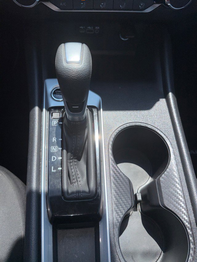 Used 2025 Nissan Altima 2.5 SV FWD image 19