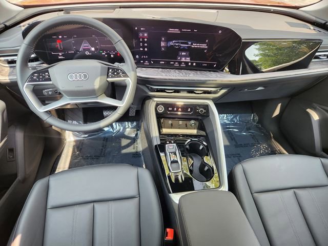 New 2025 Audi Q5 Premium Plus image 24