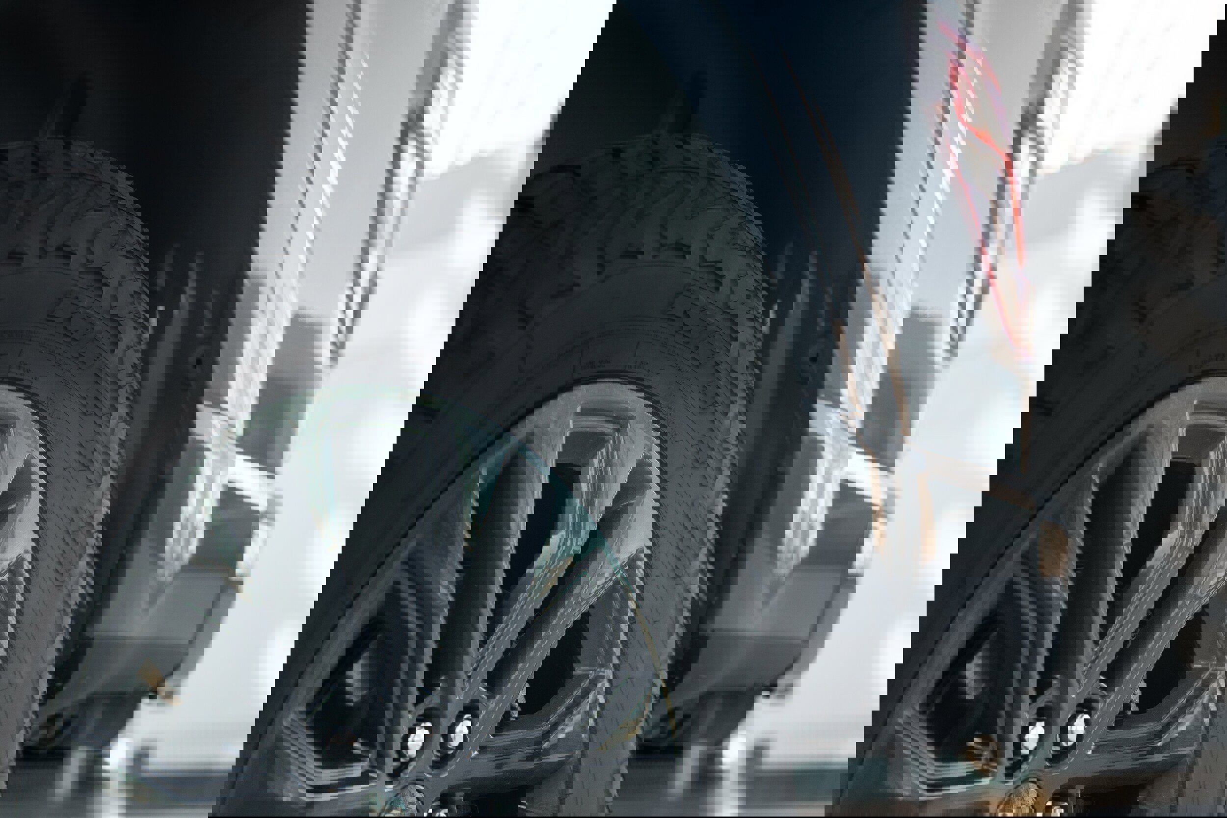 Used 2025 Ford F150 Lariat w/ Equipment Group 502A High image 14