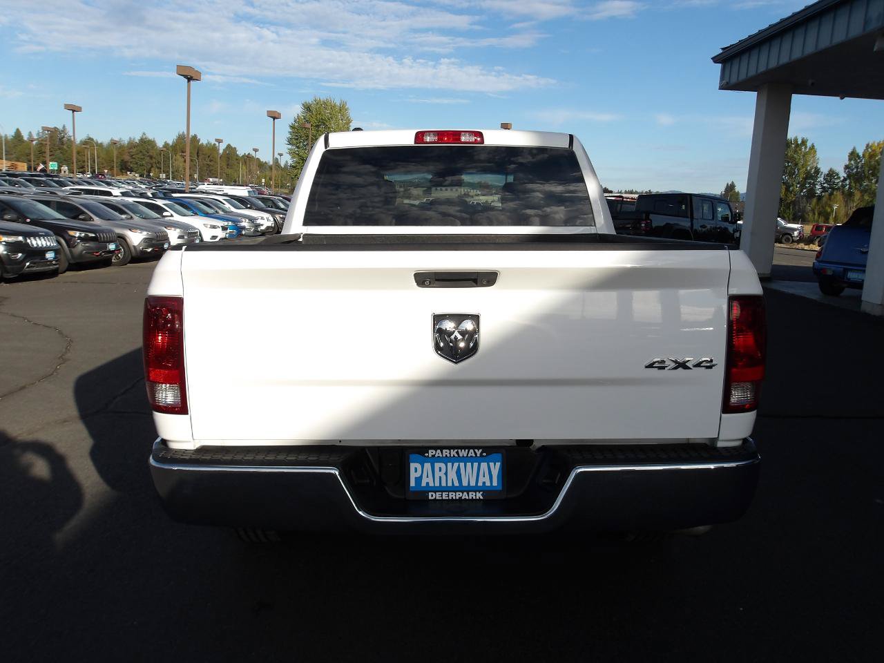 Used 2014 RAM 1500 ST w/ SXT Appearance Group AWD/4WD image 4