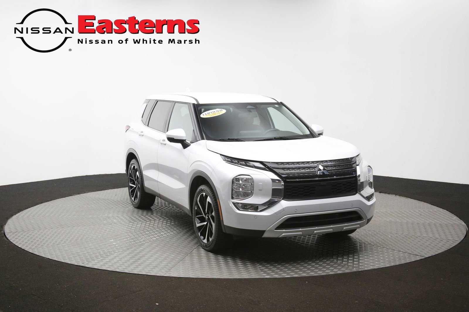 Used 2024 Mitsubishi Outlander AWD image 51