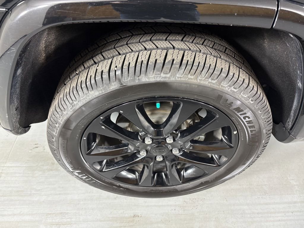 Used 2020 Jeep Grand Cherokee Altitude image 10