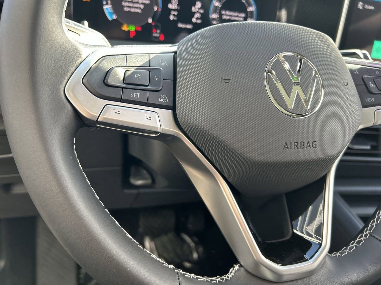 New 2026 Volkswagen Tiguan SE image 20