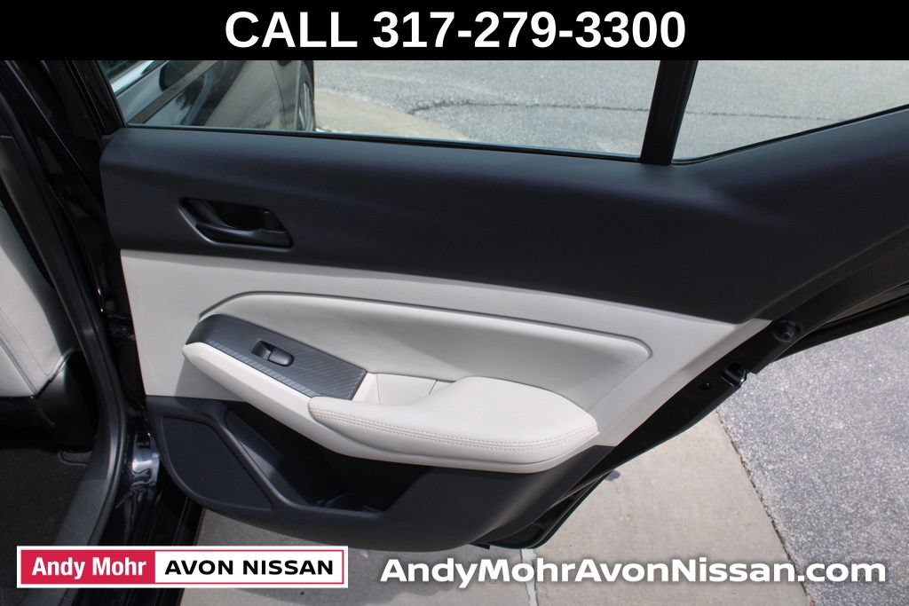 Used 2025 Nissan Altima 2.5 SV FWD image 23