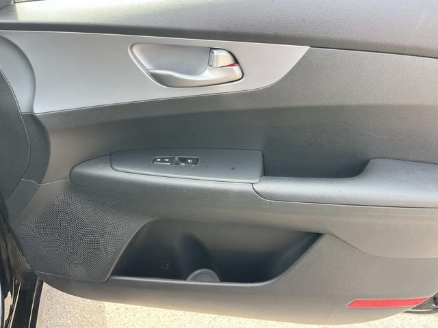 Used 2023 Kia Forte LXS FWD image 21