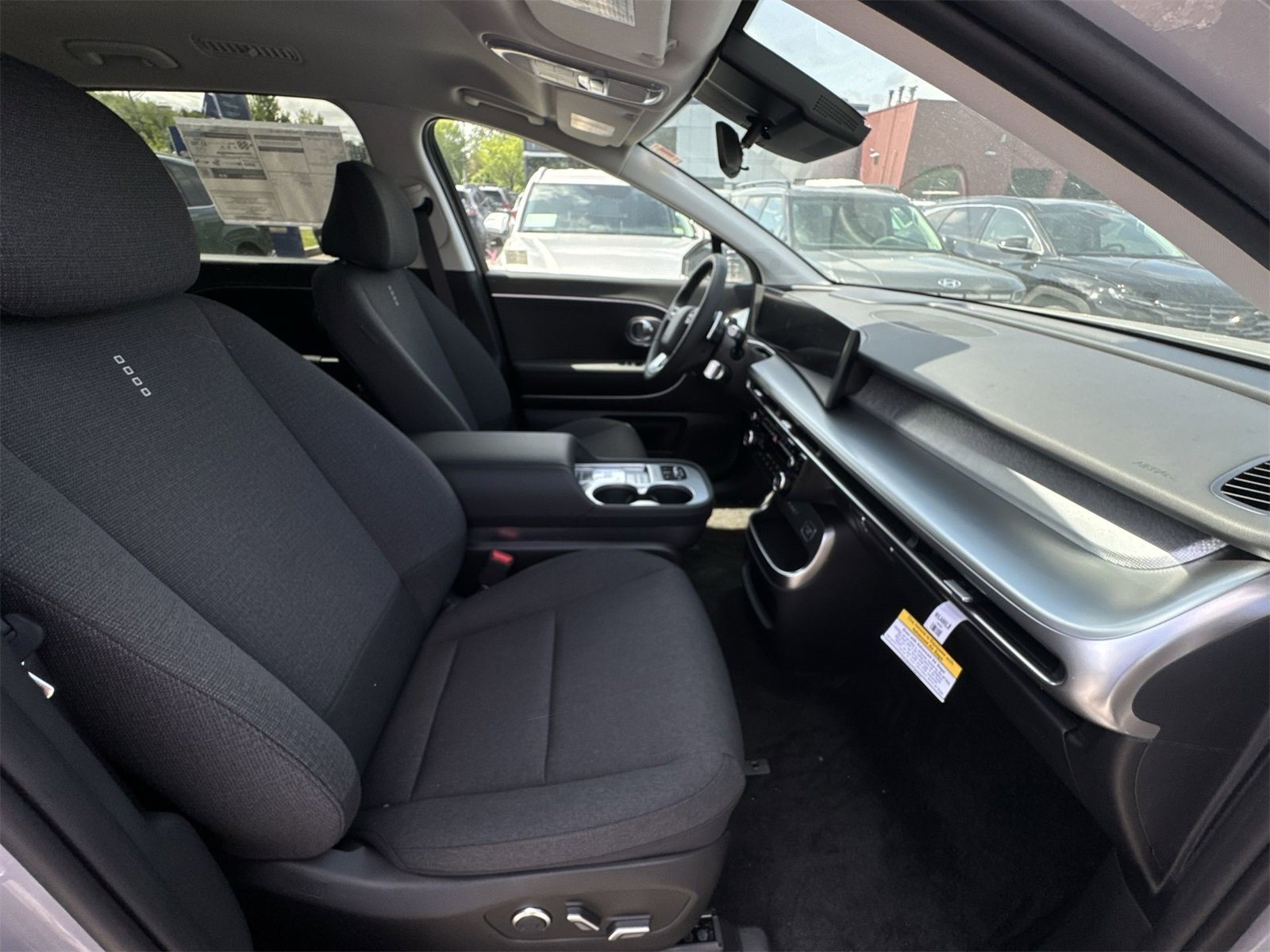 New 2026 Hyundai Ioniq 9 SE image 11