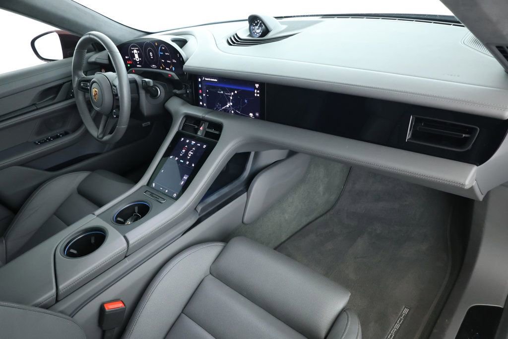 Used 2022 Porsche Taycan GTS w/ Premium Package (P6U) image 24