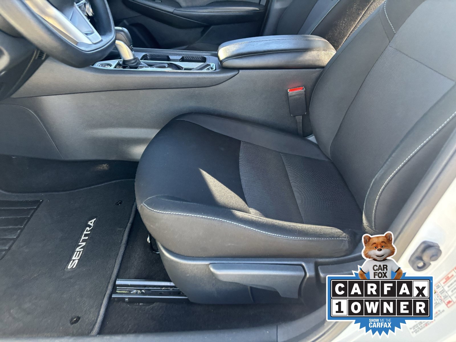 Used 2025 Nissan Sentra SV w/ Trunk Package FWD image 21