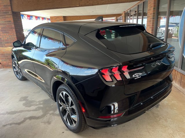 New 2023 Ford Mustang Mach-E Premium AWD/4WD image 4