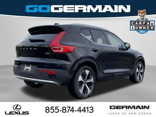 Used 2025 Volvo XC40 B5 Plus image 8