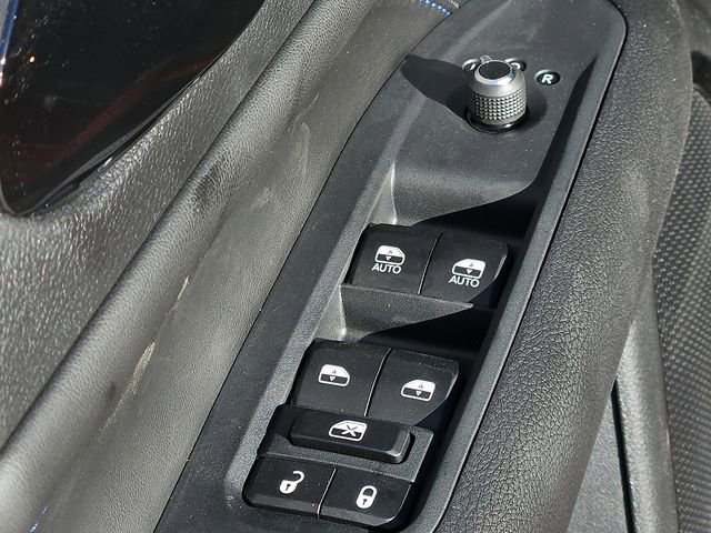 New 2026 Jeep Compass Latitude image 13