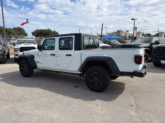 Used 2025 Jeep Gladiator Sport AWD/4WD image 4