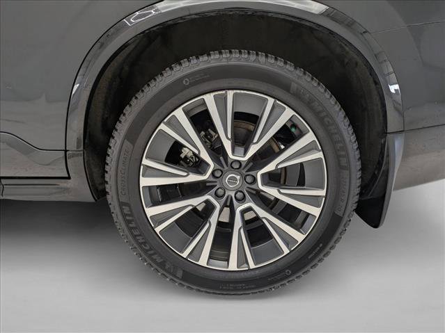 Used 2020 Volvo XC90 T6 Momentum w/ Protection Package Premier image 22
