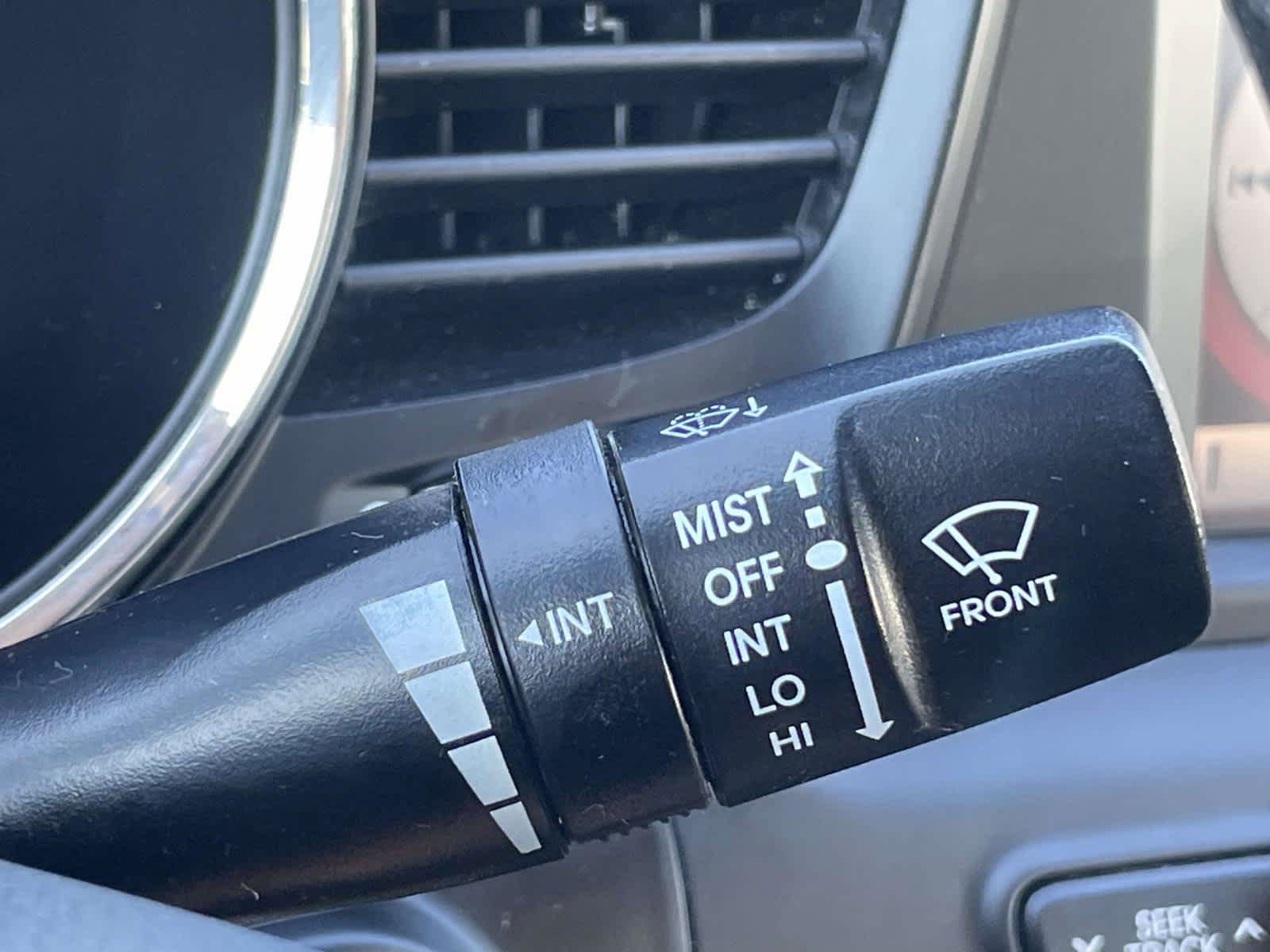 Used 2011 Kia Optima EX w/ Premium Pkg FWD image 30